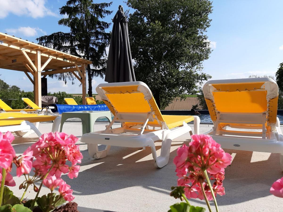 Domaine Laloubin Montagnac-sur-Auvignon Exterior photo